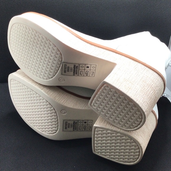 Pierre Dumas Womens Clue-7 White Snake Scale Textured Platform Ankle Boot Size 9 - Picture 7 of 11